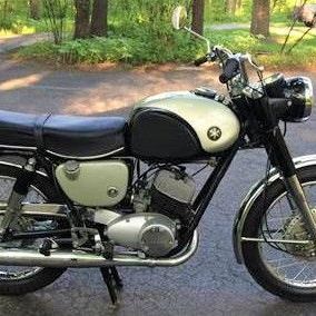 Min Yamaha YDS-3 jeg havde fra 1967 til August 1968